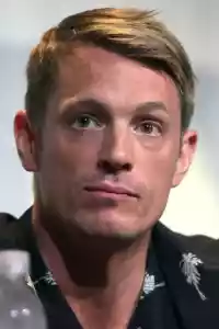 Photo de Joel Kinnaman