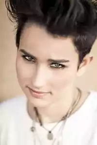 Photo de Bex Taylor-Klaus