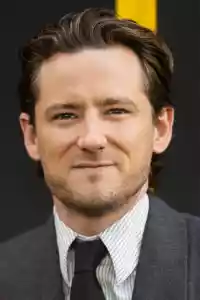 Photo de Lewis Pullman